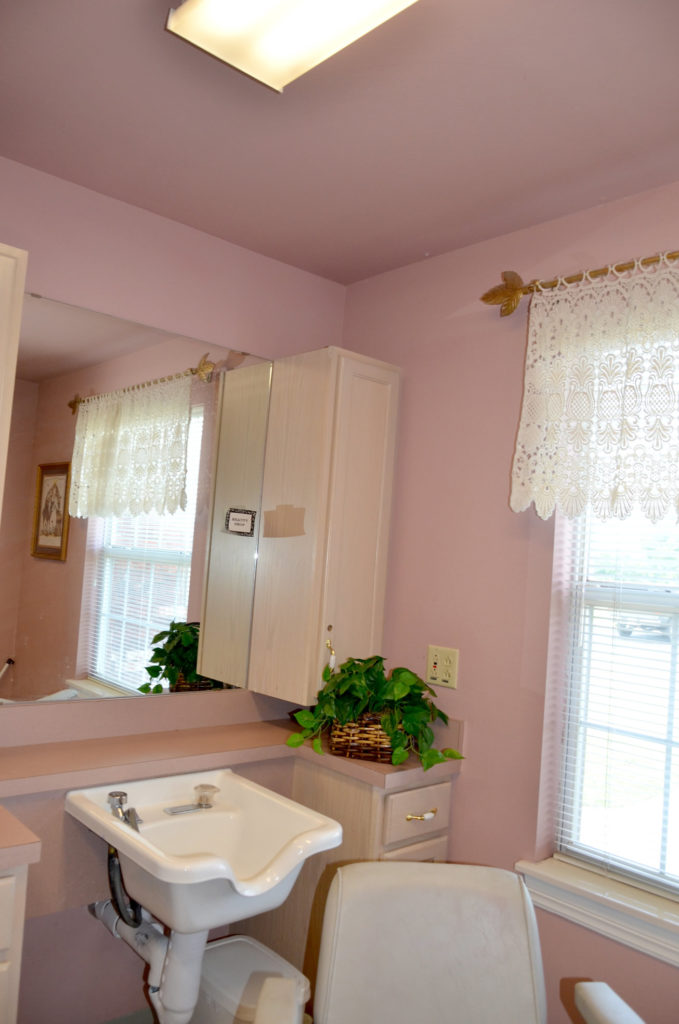 VICTORIAN ESTATES photo 8