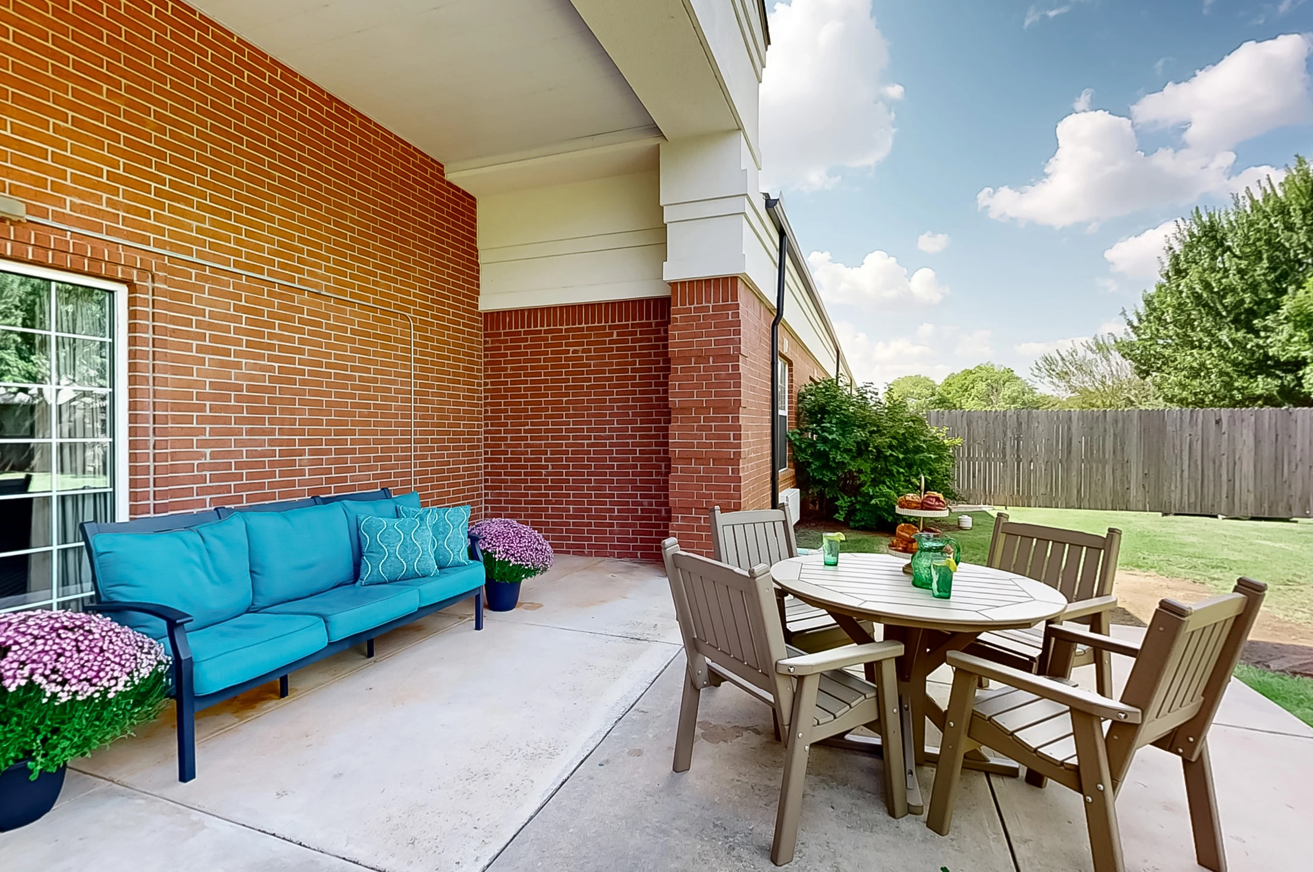 ARBOR HOUSE ASSISTED LIVING CENTER photo 9