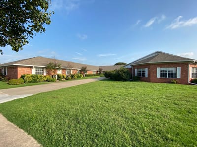 THE BRENTWOOD SENIOR LIVING photo 2
