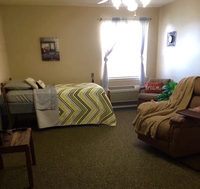 THE BRENTWOOD SENIOR LIVING photo 4