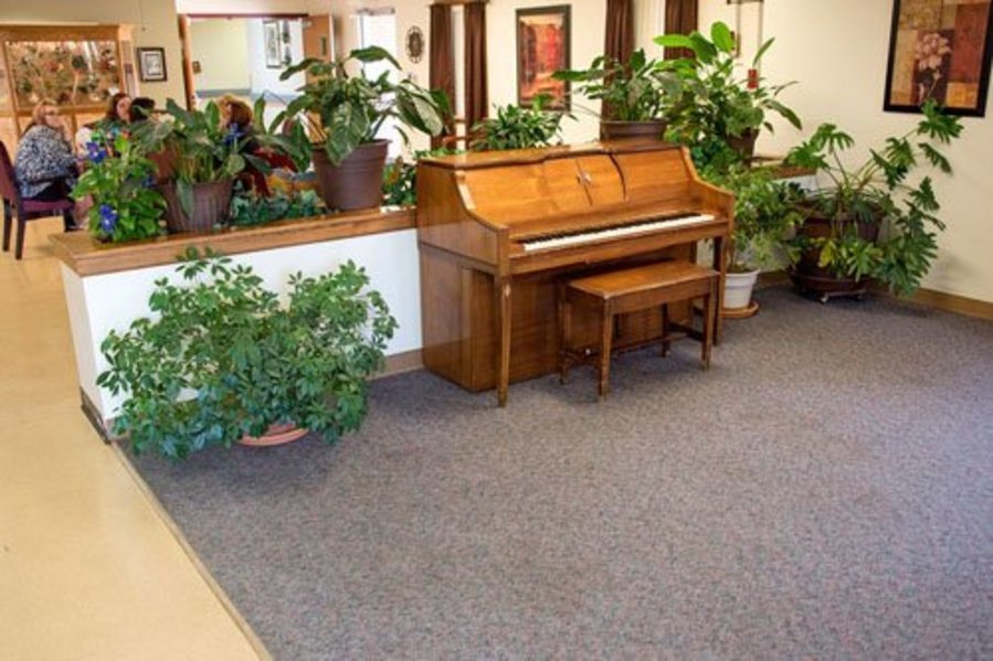 HEARTSWORTH HOUSE ASSISTED LIVING photo 2