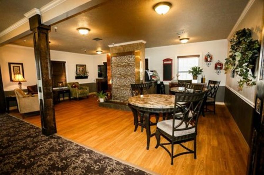 HEARTSWORTH HOUSE ASSISTED LIVING photo 3