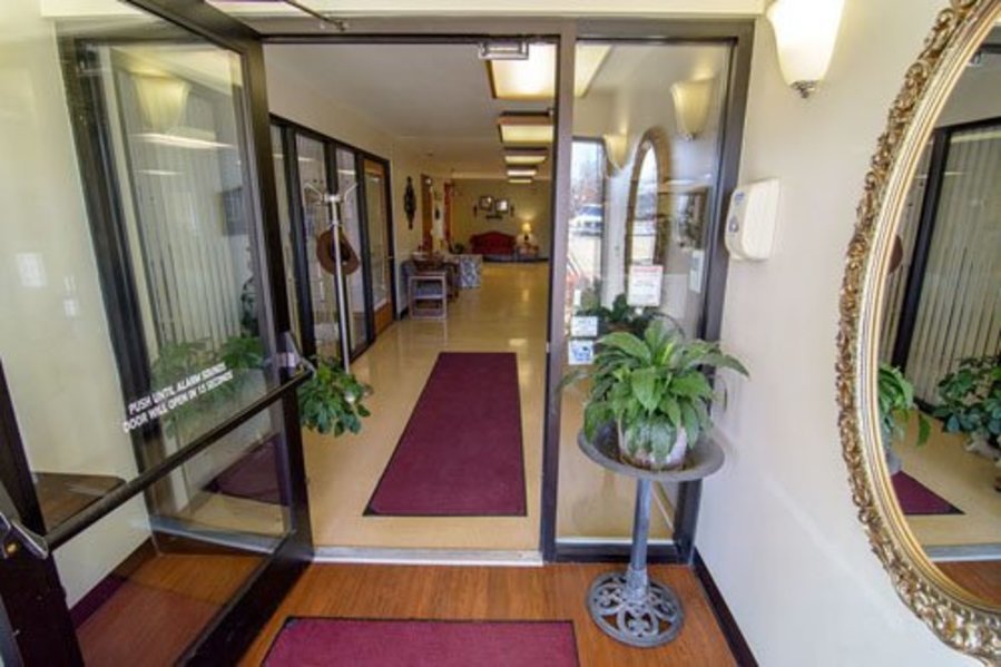 HEARTSWORTH HOUSE ASSISTED LIVING photo 5
