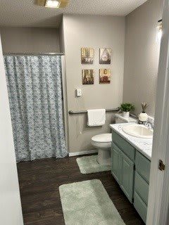 GLADE AVENUE ASSISTED LIVING photo 4