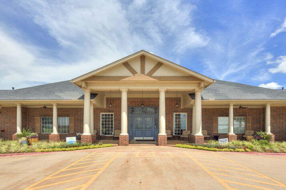 THE GARDENS AT QUAIL SPRINGS ASSISTED AND MEMORY CARE photo 2
