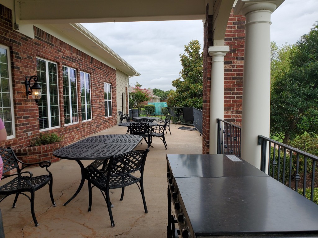 RADIANCE SENIOR LIVING AT THE VILLAGE photo 5