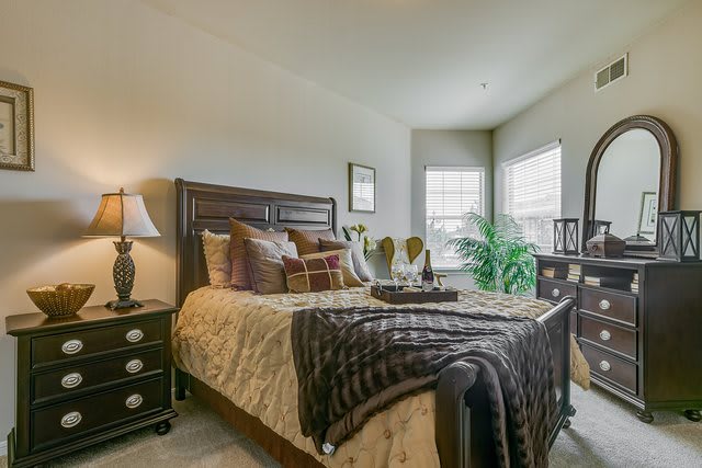 TOWN VILLAGE ASSISTED LIVING photo 3