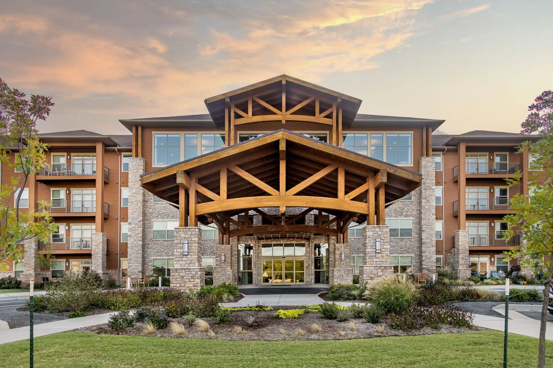 LEGACY VILLAGE OF STILLWATER photo 2