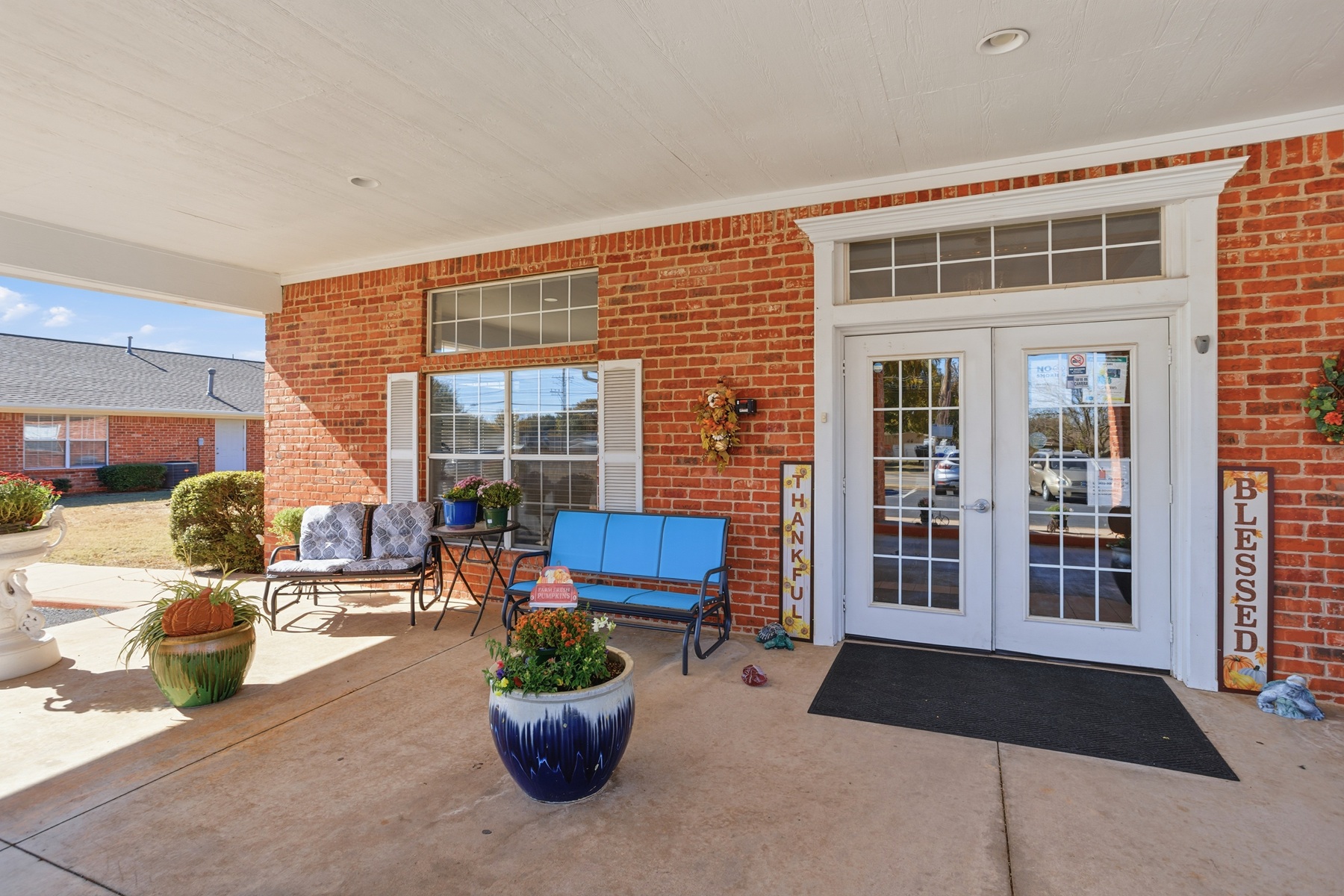 DUNCAN ASSISTED LIVING photo 3