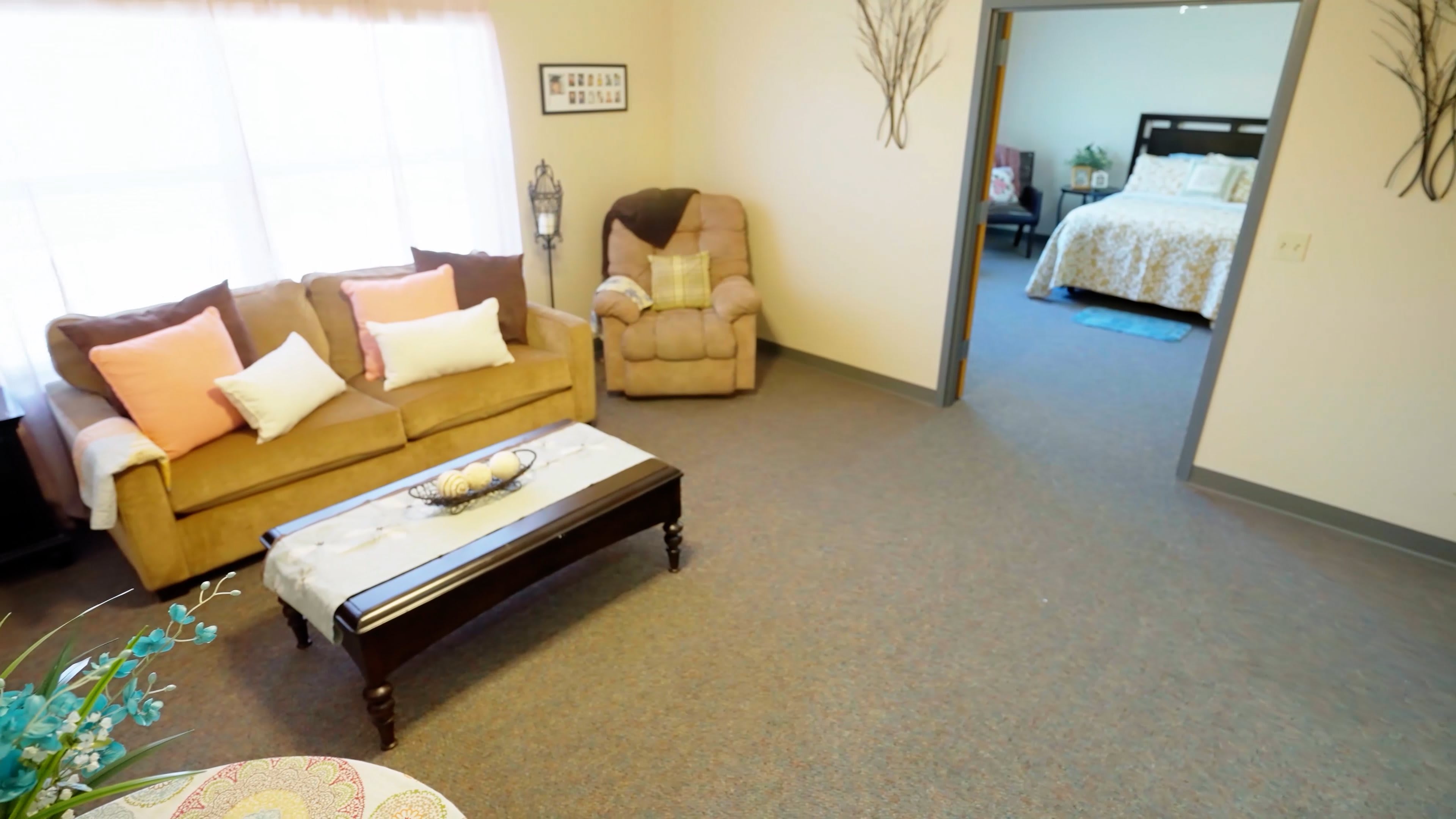 FOREST HILLS ASSISTED LIVING RETIREMENT AND CARE photo 6