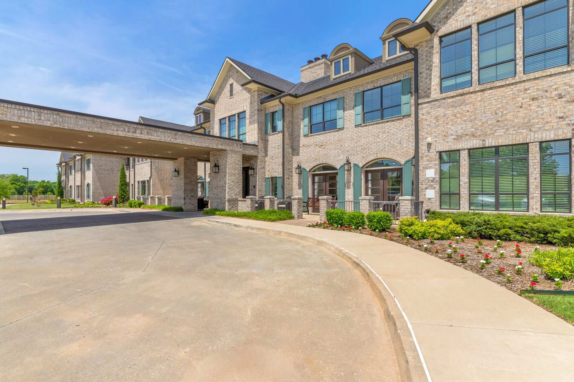 BELLAROSE SENIOR LIVING photo 2