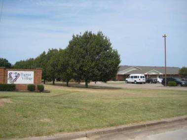THE NEIGHBORHOODS AT BAPTIST VILLAGE OF BROKEN ARROW photo 5