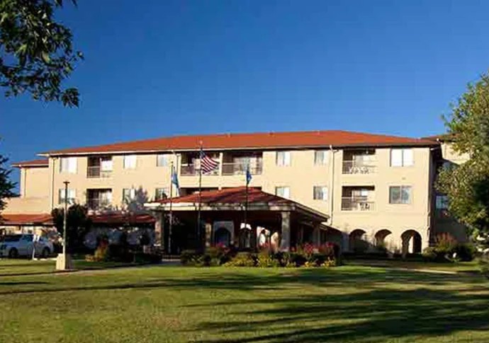 BRADBURY COMMONS