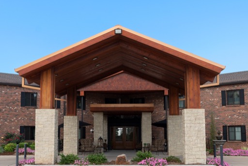 GOLDEN OAKS ASSISTED LIVING exterior